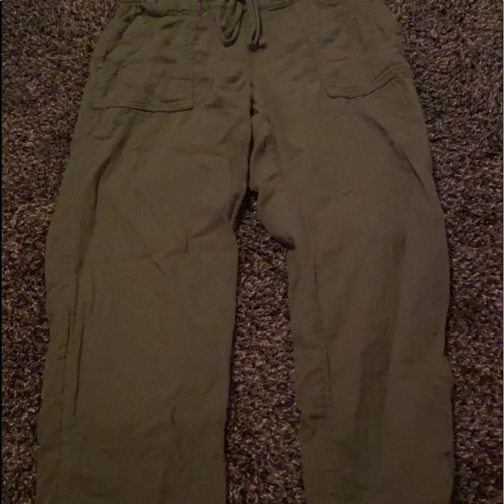 old navy army green sweat pants